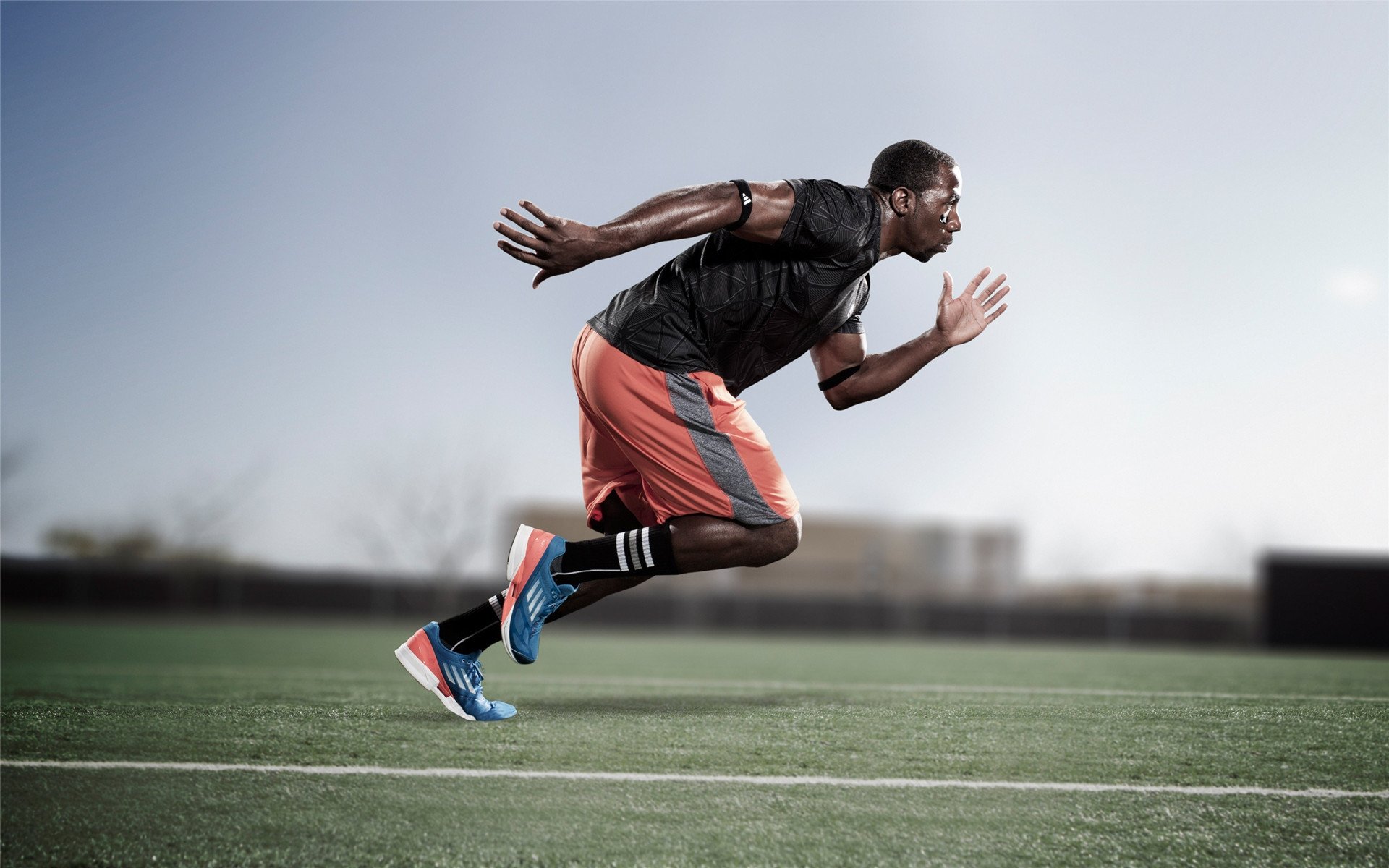 米兰体育官网下载-《PUBGMobile》“星际战队”线上盛典，高手比拼！