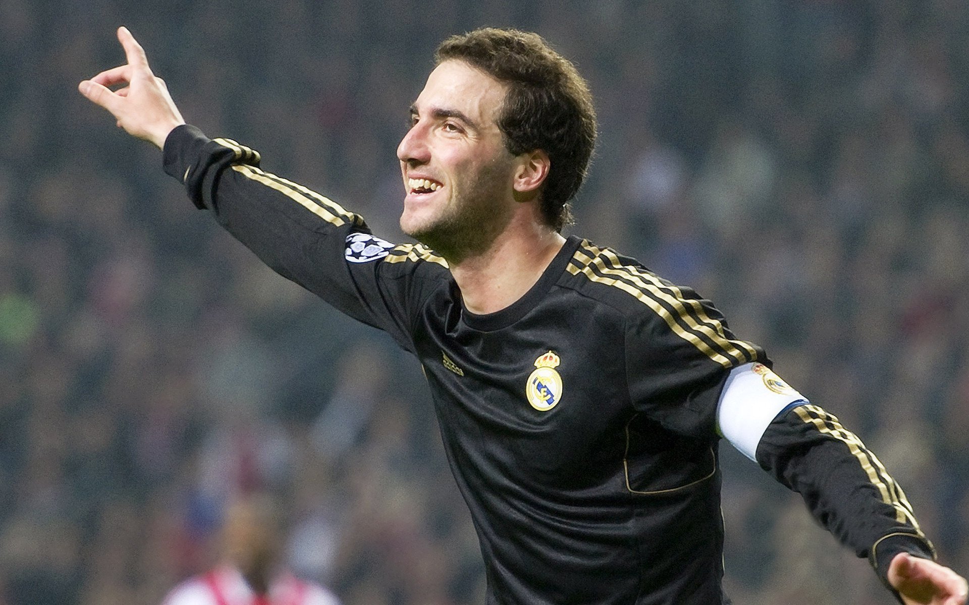 ac米兰中文官网-《PUBGMobile》“星际战役”顶级战队输赢瞬间全揭秘！